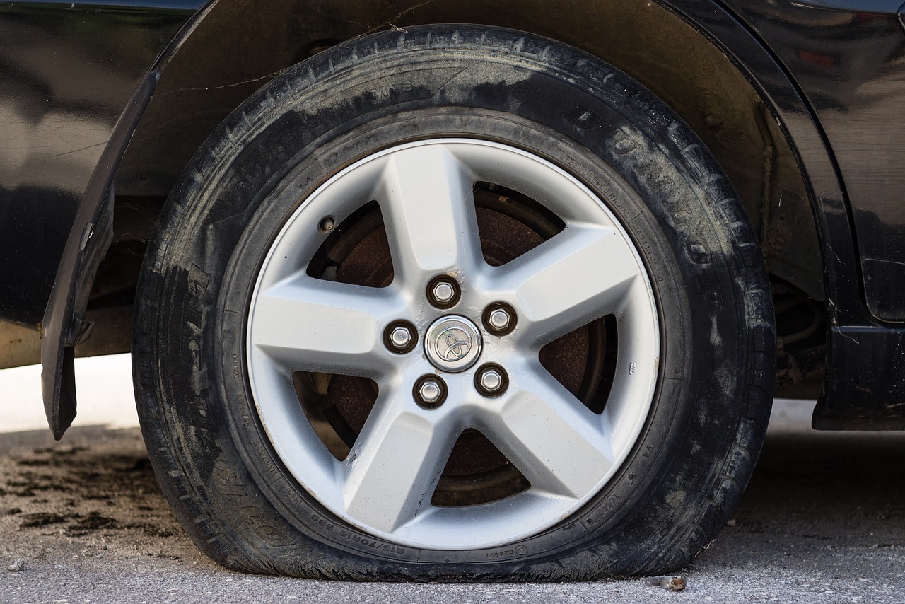 flat tire at night